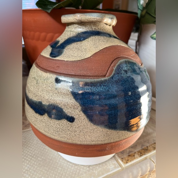 SIGNED GLAZED CERAMIC BOWL - Picture 1 of 10